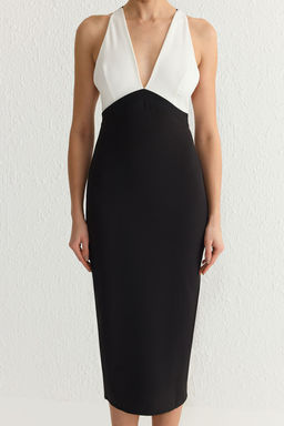 Siyah-Beyaz Vucuda Oturan V Yaka Dokuma Dugun/Nikah S?k Abiye Gece Mezuniyet Elbisesi TPRSS25EL00094 - Trendyolmilla фото 4