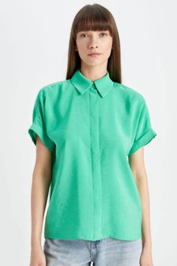 Oversize Genis Kal?p K?sa Kollu Gomlek