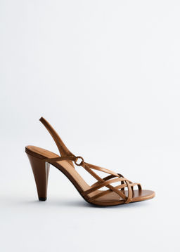 Sandalias de piel con anilla