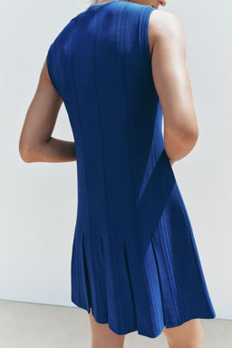KNIT DRESS WITH BOX PLEATS - Zara фото 16