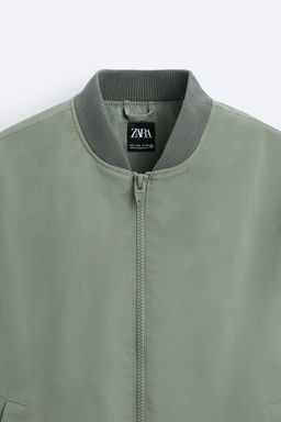 LIGHTWEIGHT BOMBER JACKET - Zara фото 16