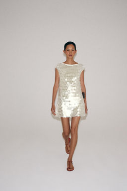 VESTIDO CORTO LENTEJUELAS ZW COLLECTION / Crudo