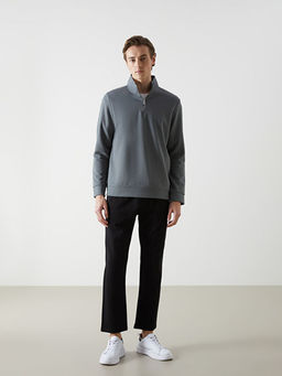 Dik Yaka Erkek Sweatshirt