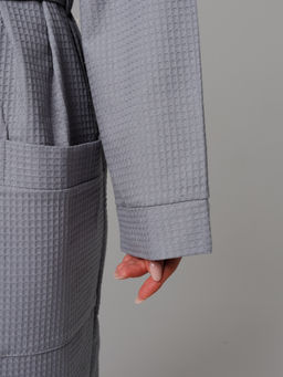 Женский вафельный халат с планкой серый В-02 (20)