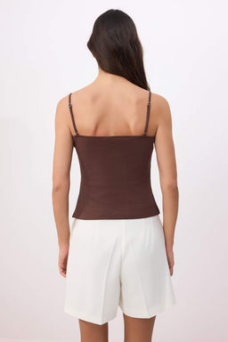 Kahverengi Fitted/Vucuda Oturan Straplez Ince Ask?l? Kolsuz Pamuk Ribana Orme Atlet TWOSS26AL00033 - Trendyolmilla фото 4