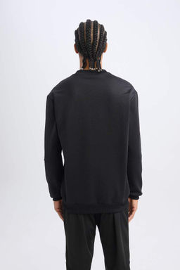 Мужской черный однотонный спортивный свитшот DeFactoFit стандартного кроя с круглым вырезом  фото 8