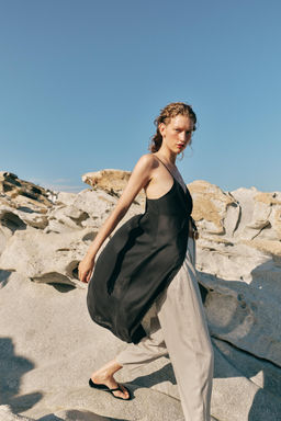 Брюки Zara с льном бежевые