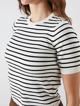 Bisiklet Yaka ?izgili Kad?n Triko Kazak