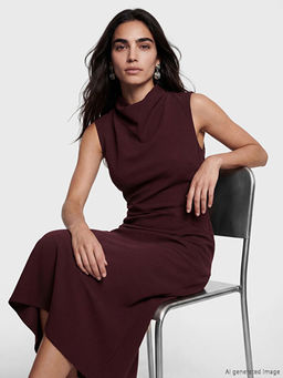 Dik Yaka Krep Elbise