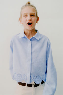 SCHIFFLI EMBROIDERY HEM SHIRT - Zara фото 6