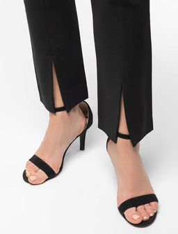 VILATTE / Узкие прямые брюки из плотной эластичной ткани, с разрезами  фото 2