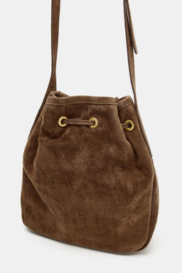 MINI BANDOLERA FRUNCIDA PIEL / ARENA/MARR?N - Zara фото 3