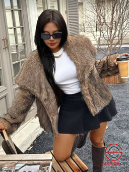 Шуба искусственная короткая
