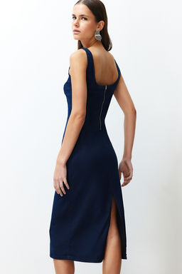 TRENDYOLMILLA Koyu Mavi Dikis Detayl? Denim Midi Elbise TWOSS24EL00380 фото 2