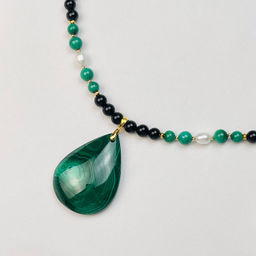 Колье из черного Турмалина Шерл, Малахита и Жемчуга - Радуга самоцветов фото 2