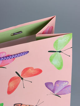 Пакет подарочный ламинированный «Крылья счастья», розовый, 26×12×32 см