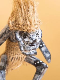 Сувенир «Абориген скейтбордист», 7×12×12 см, дерево