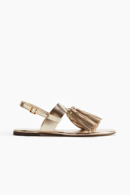 Sandalias con borlas