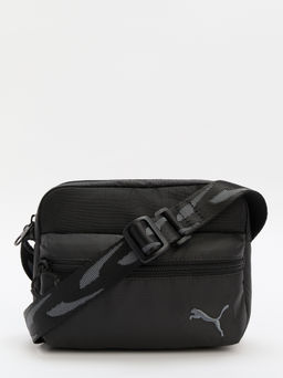 Сумка через плечо PUMA FUTURE ARCHIVE Crossbody Bag Артикул 4285570, черный