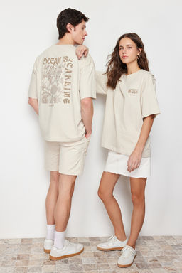 TRENDYOL MAN Lacivert Oversize/Genis Kesim S?rt Kabar?k Yaz? Bask?l? %100 Pamuklu T-shirt TMNSS24TS00052
