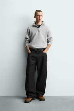 PANTAL?N CURVED FIT / Negro
