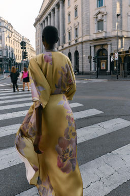 PRINTED SATIN MIDI DRESS - Zara фото 5