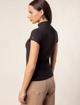 Футболка из фактурного трикотажа в рубчик - Vilatte фото 4