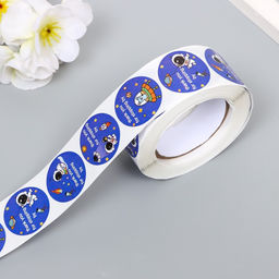 Бумажные наклейки в рулоне «В космосе», d=2.5 см, набор 500 шт., 3×6×6 см