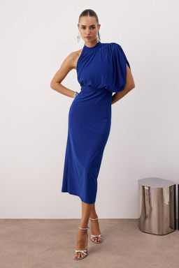 Saks Asimetrik Kol Detayl? Orme Maxi Astars?z Elbise TPRAW26EL00075 - Trendyolmilla фото 2