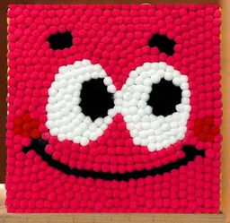 Картина из помпонов на подрамнике Draw Me! Smile, (20 х 20 см)