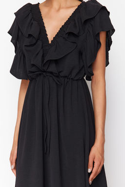 Siyah Duz A Kesim Volanl? Dokuma Elbise TWOSS24EL01053 - Trendyolmilla фото 5