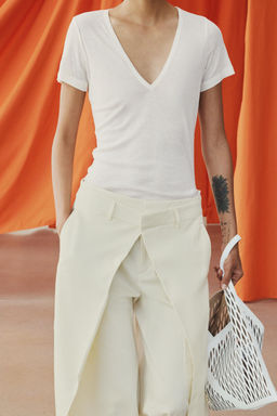 CAMISETA LYOCELL Y SEDA / Blanco roto