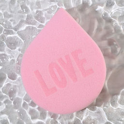 Спонж-капля плоская LOVE, увеличивается при намокании, розовый, Beauty Fox