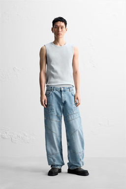BARREL FIT JEANS WITH SEAM DETAILS