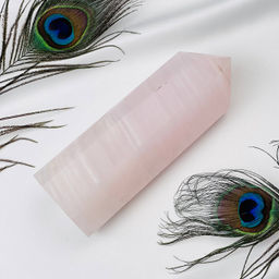 Кристалл из розового Кальцита