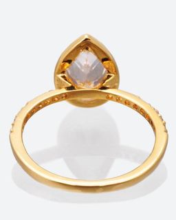 Diamantaire. Кольцо с кубическим цирконом каплевидной формы,19