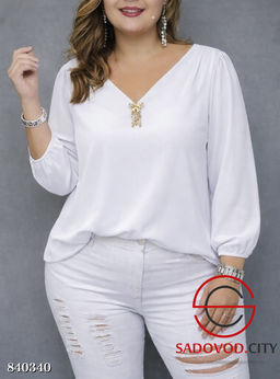 Блузка женская с V-вырезом