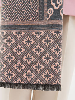 В составе шерсть. Большой теплый двусторонний палантин - Tantino фото 4