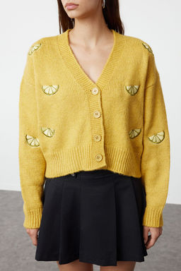 TRENDYOLMILLA Yesil Yumusak Dokulu Nak?s Detayl? V Yaka Triko H?rka TWOAW24HI00237 фото 4