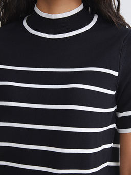 Dik Yaka ?izgili Kad?n Triko Kazak