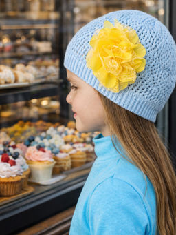 Шапка вязаная детская голубая