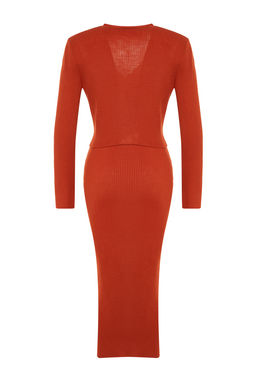 TRENDYOLMILLA Pembe Vucuda Oturan Midi Triko H?rka Elbise Tak?m TWOSS21EL0208 фото 28