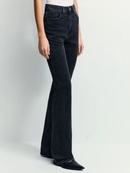 Джинсы bootcut с высокой посадкой / Zarina