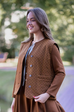 Жилет костюмная ткань в составе шерсть