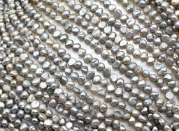 Бусины жемчуг речной галтовка 5*4мм цвет серебро, 34см, 85 бусин Радуга камня