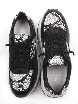 03-A847-10 BLACK Кроссовки женские (натуральная кожа)