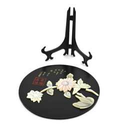 Панно сувенирное из нефрита и розового кварца "Подсолнухи" на дереве 230*230мм