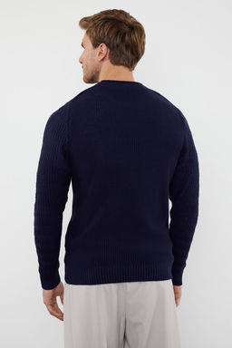TRENDYOL MAN Gri Slim Fit Dar Kesim Bisiklet Yaka Kol Dokulu Desenli Reglan Kol Triko Kazak TMNAW22KZ0380 - Trendyolmilla фото 32