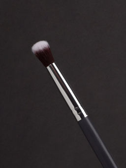 Цена за 3 шт. Кисть для макияжа Brush GRAPHITE, 18.5 (±1) см, тёмно-серая