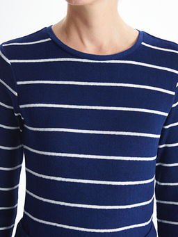 Bisiklet Yaka ?izgili Kad?n Ti??rt